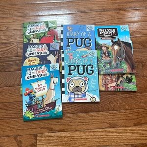 Lowest price—Scholastic books 1-2nd grade reading like new 7 total